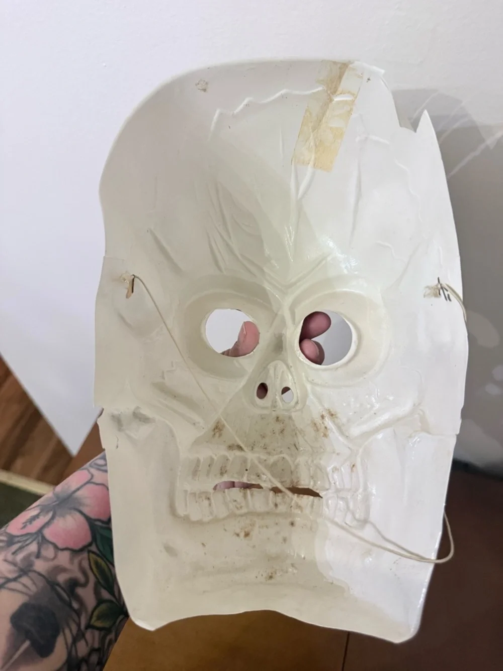Vintage 1950s 60s Bayshore Neon Retro Skull Skeleton Halloween Mask Ben Cooper